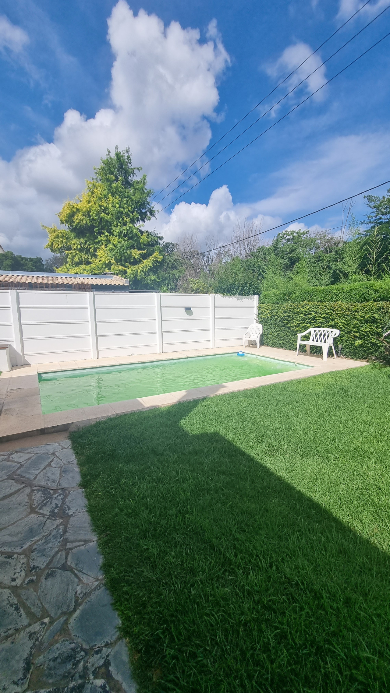 ### CASA EN VENTA - 4 DORMITORIOS - San Miguel de Ghiso - BELLA VISTA -  ###